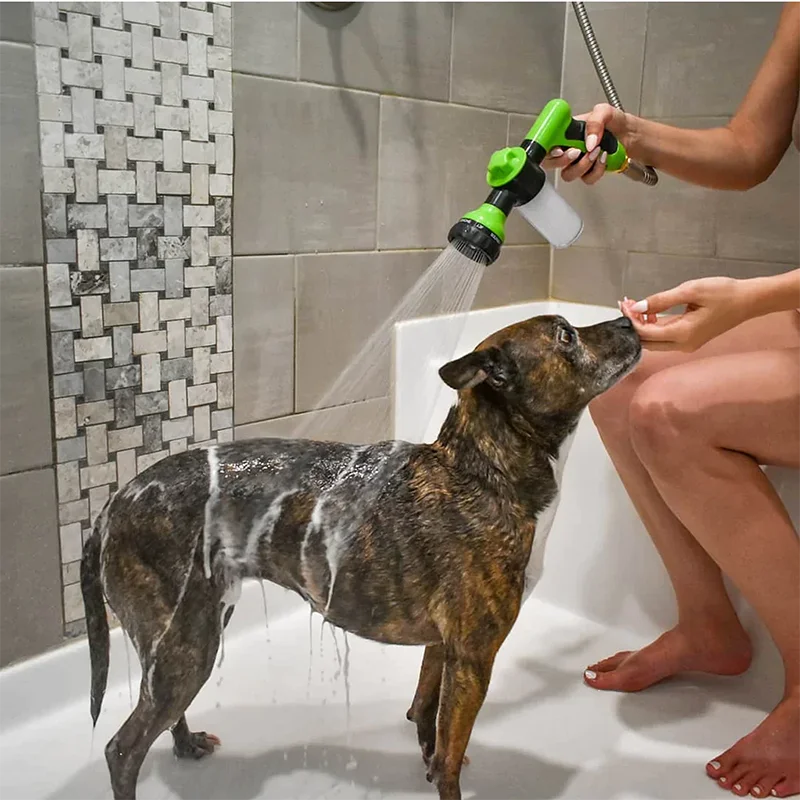 Verstellbare Hunde-Schaum-Sprühpistole mit integriertem Seifenbehälter